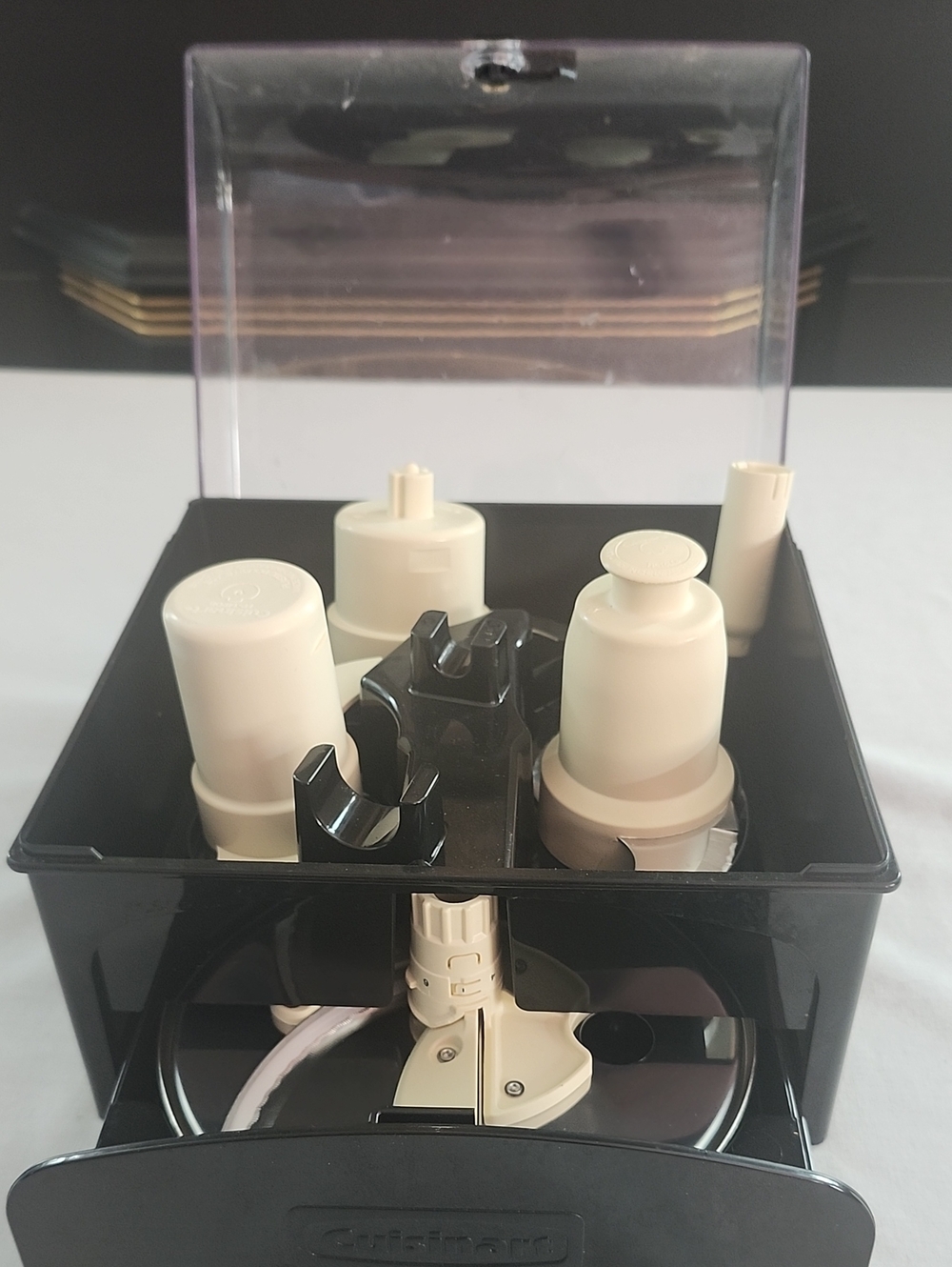 Cuisinart Elite FOOD PROCESSOR BLADE STORAGE CASE Locking Lid for safety Black